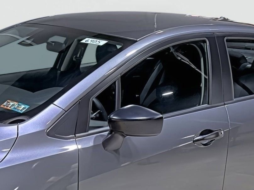 Used 2025 Nissan Versa S w/ Trunk Package image 9