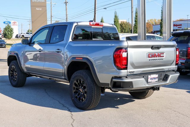 New 2026 GMC Canyon Elevation w/ Convenience Package image 3