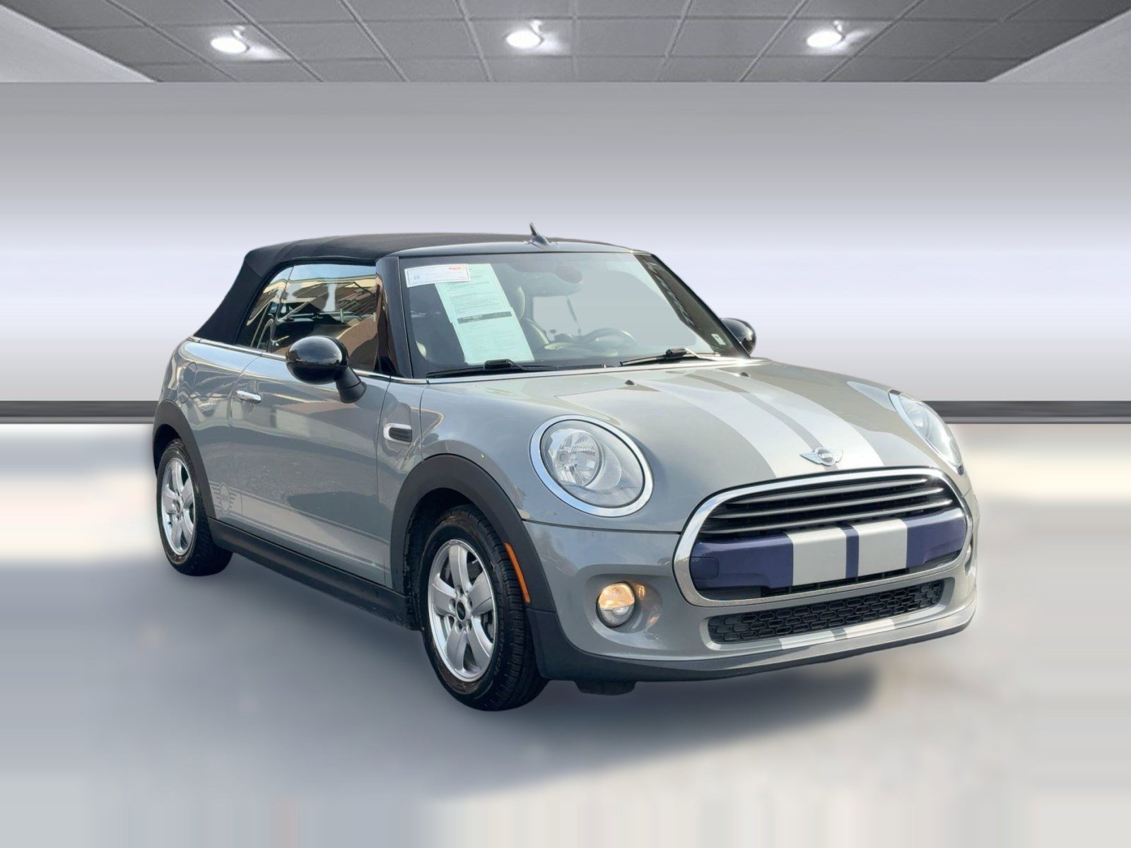 Used 2017 MINI Cooper Convertible image 7