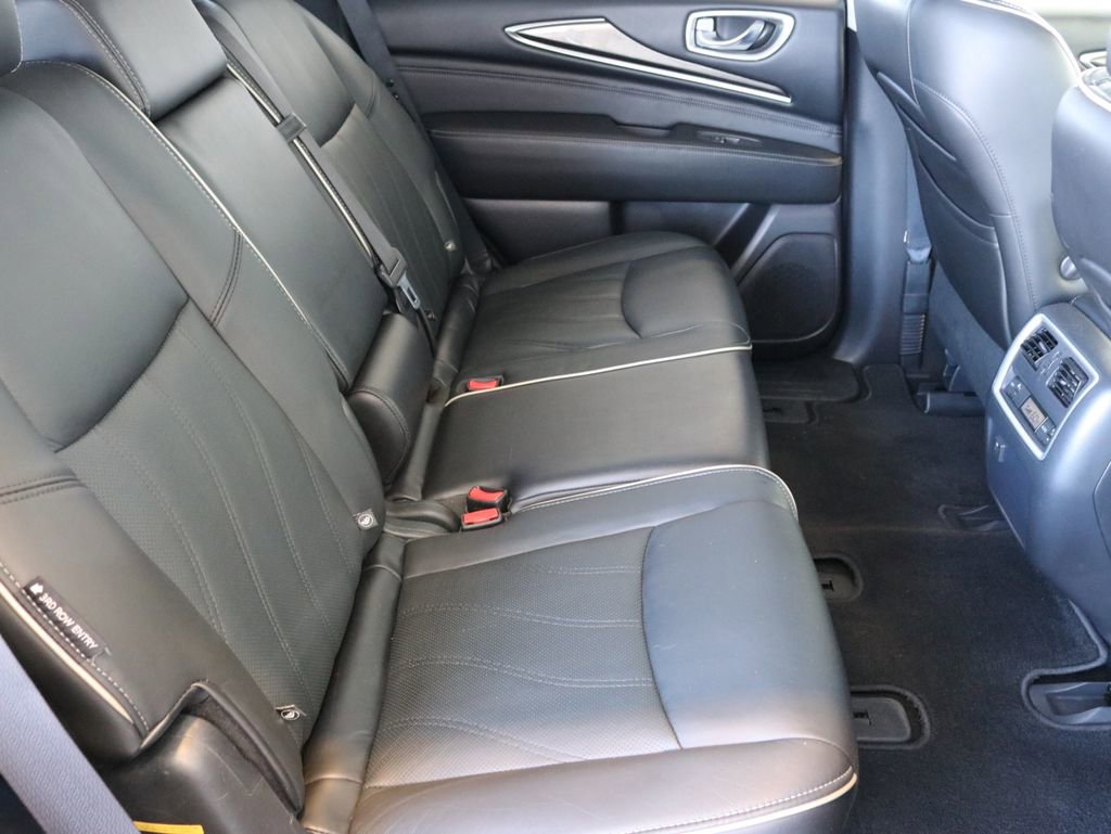 Used 2018 INFINITI QX60 Luxe image 33