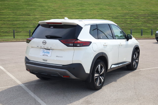 Certified 2023 Nissan Rogue SL w/ SL Premium Package AWD/4WD image 6