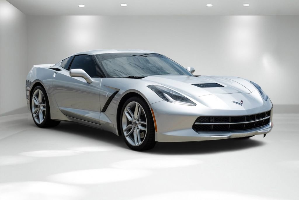 Used 2017 Chevrolet Corvette Stingray Coupe RWD image 7