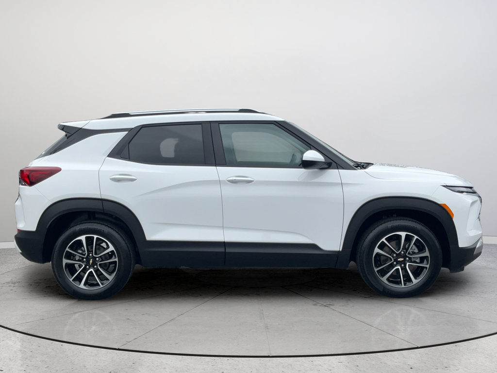 New 2026 Chevrolet TrailBlazer LT FWD image 4