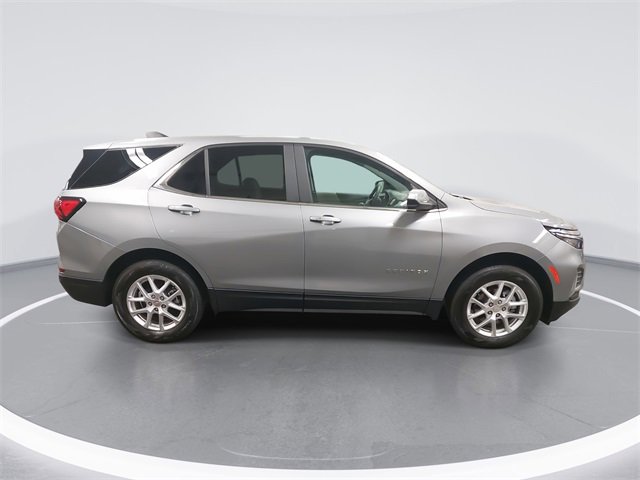 Used 2024 Chevrolet Equinox LT w/ Driver Convenience Package image 6