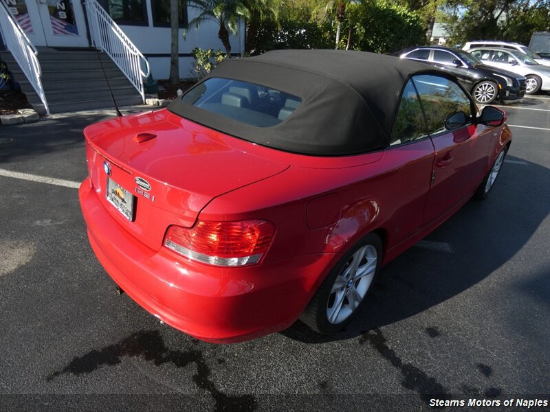 Used 2010 BMW 128i Convertible image 11