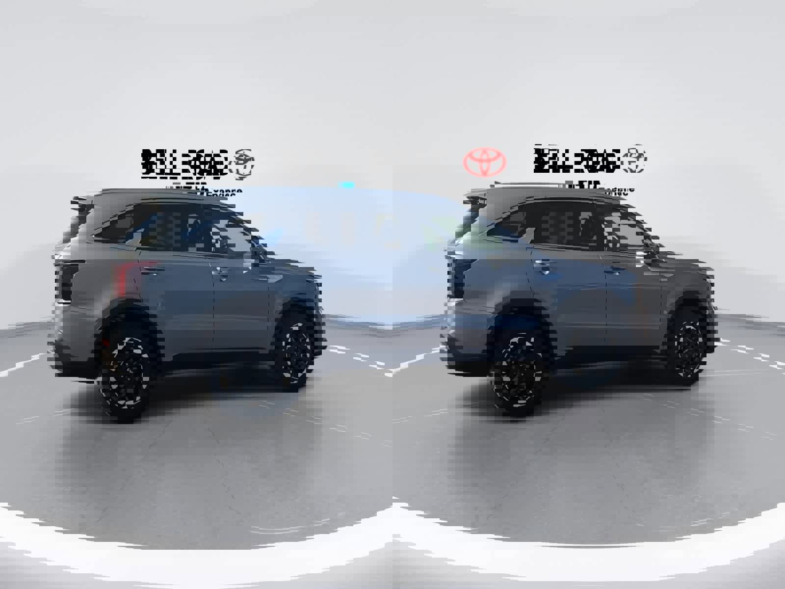 Used 2024 Kia Sorento S image 8