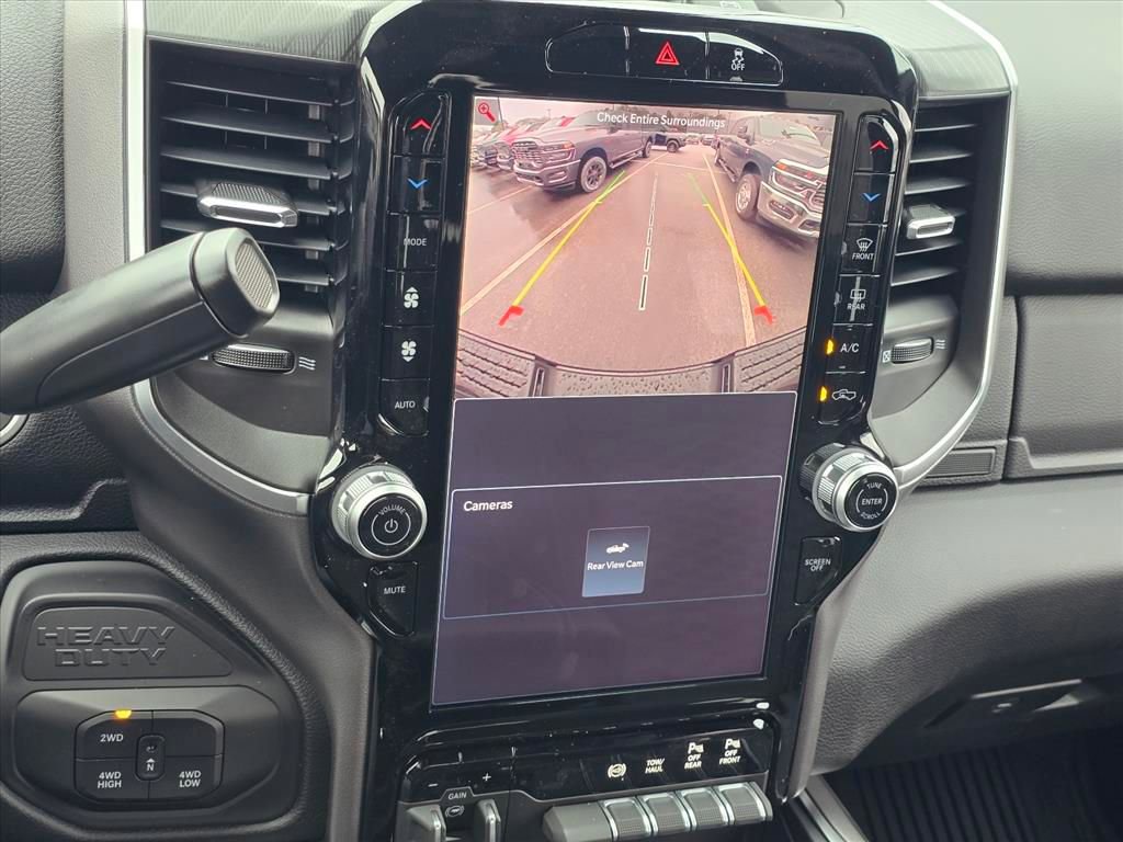 New 2026 RAM 2500 Big Horn AWD/4WD image 13