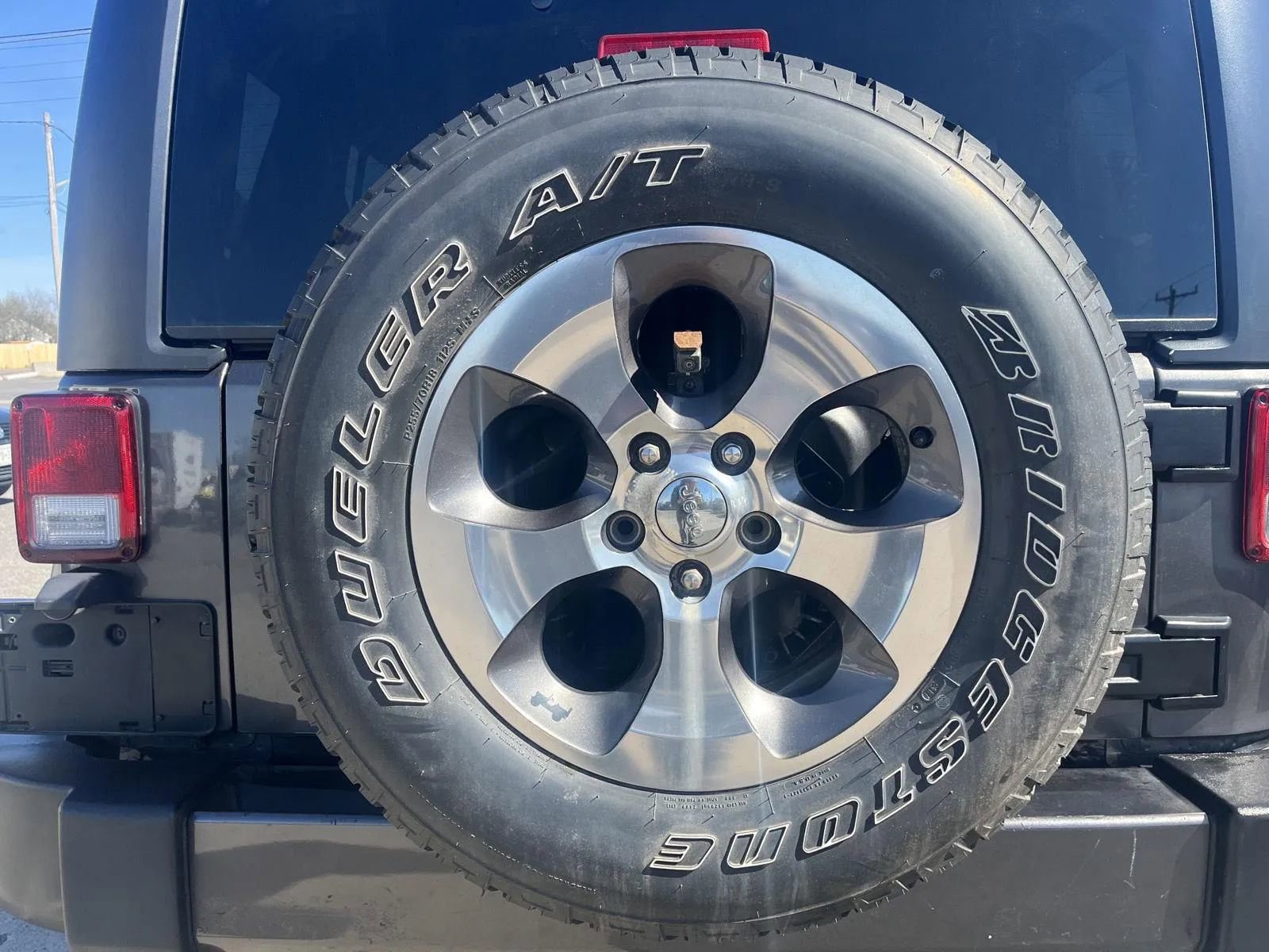 Used 2017 Jeep Wrangler Unlimited Sahara w/ Dual Top Group image 10