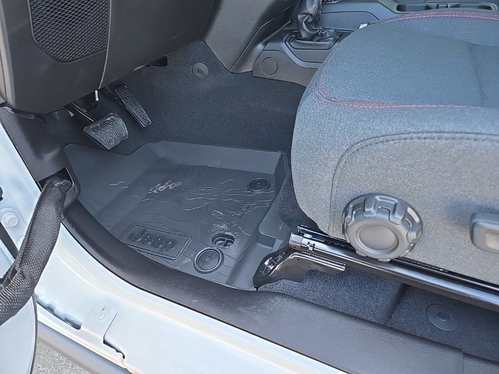 New 2025 Jeep Wrangler Unlimited Rubicon image 38