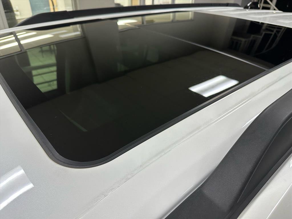 Certified 2025 Ford Expedition Active image 7