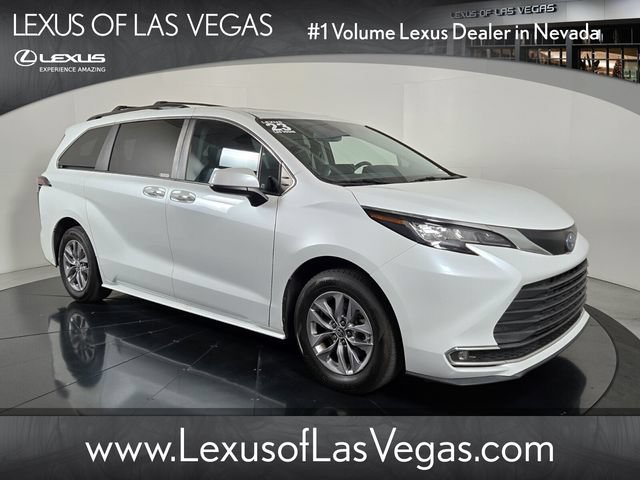 Used 2023 Toyota Sienna XLE