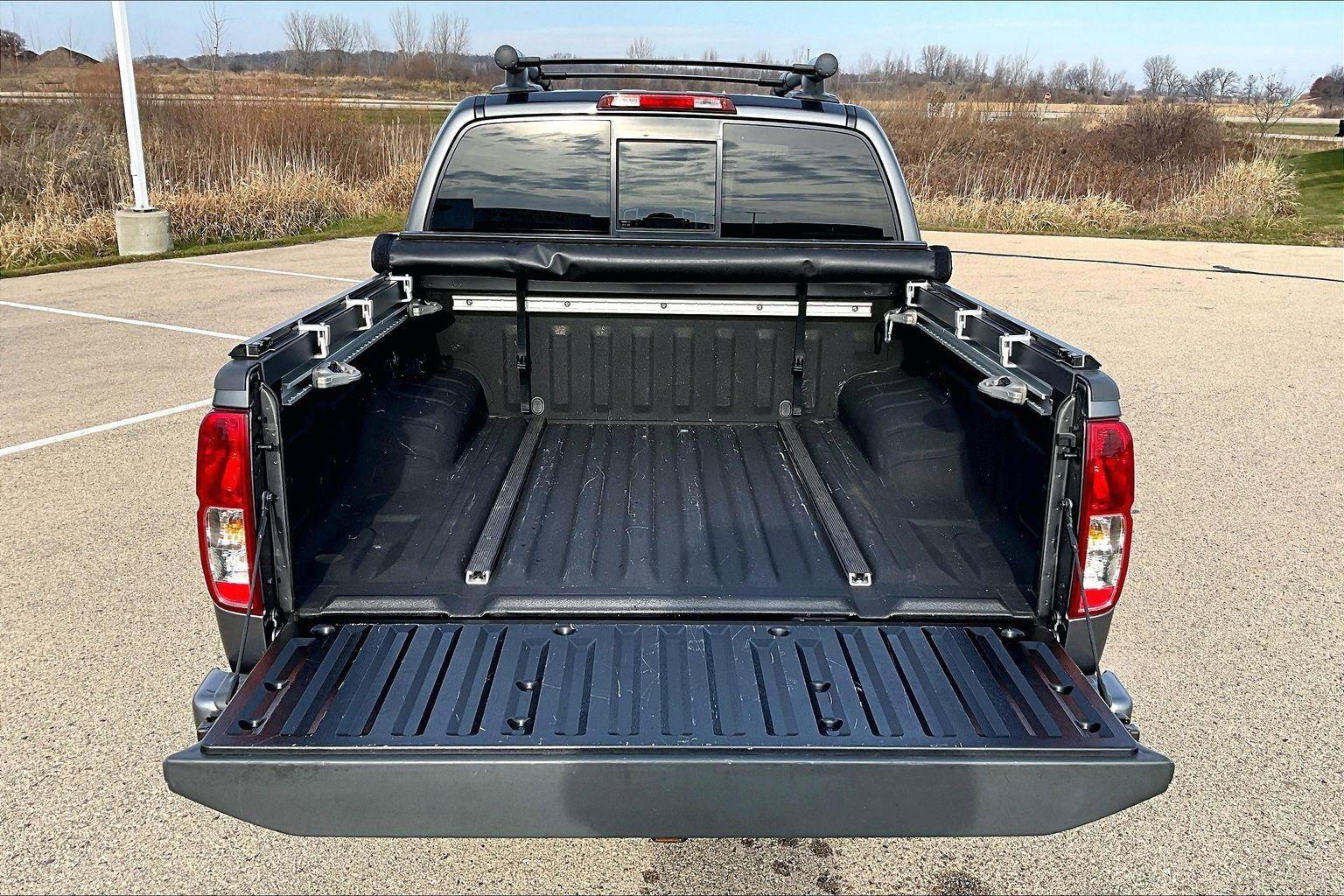 Used 2019 Nissan Frontier PRO-4X image 18