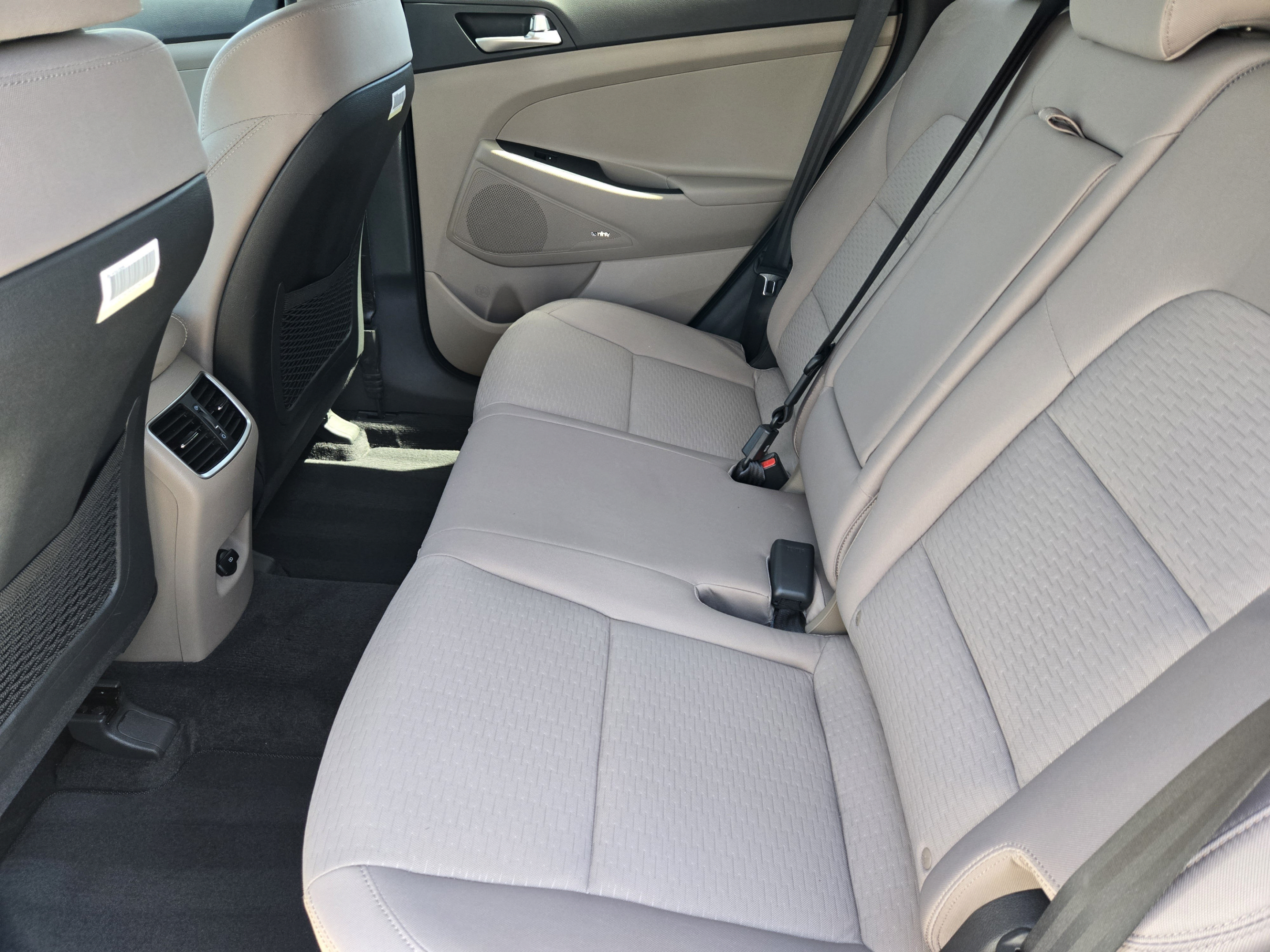 Used 2019 Hyundai Tucson Sport w/ Cargo Package FWD image 29