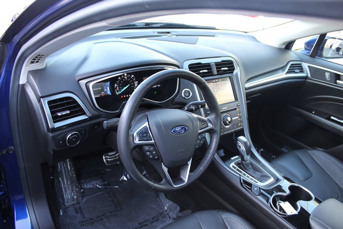 Used 2016 Ford Fusion Energi Titanium FWD image 21