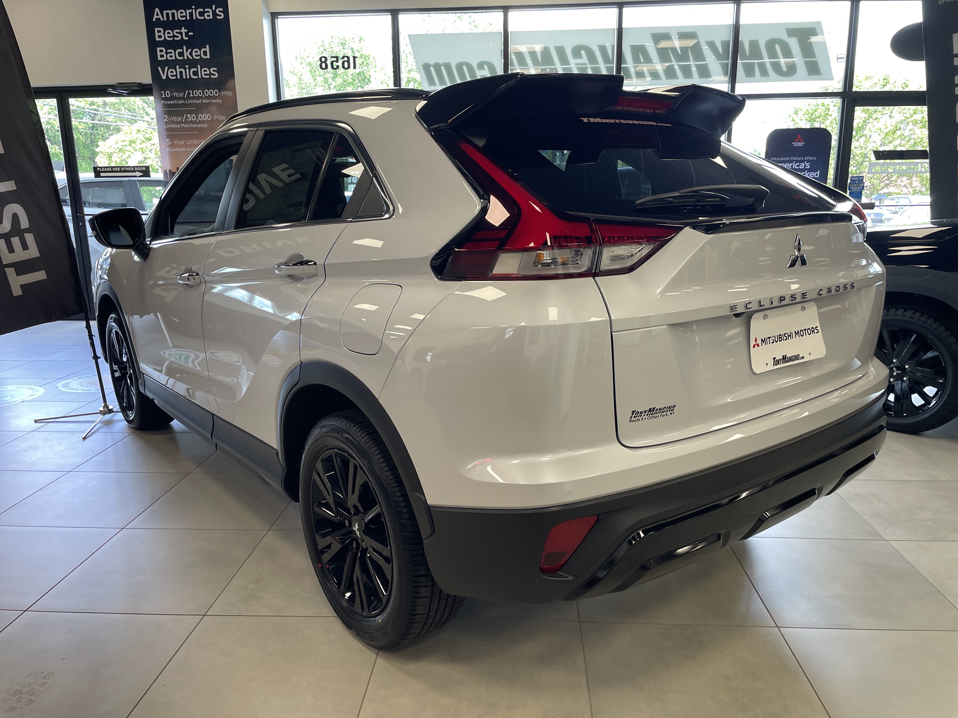 New 2026 Mitsubishi Eclipse Cross AWD image 4