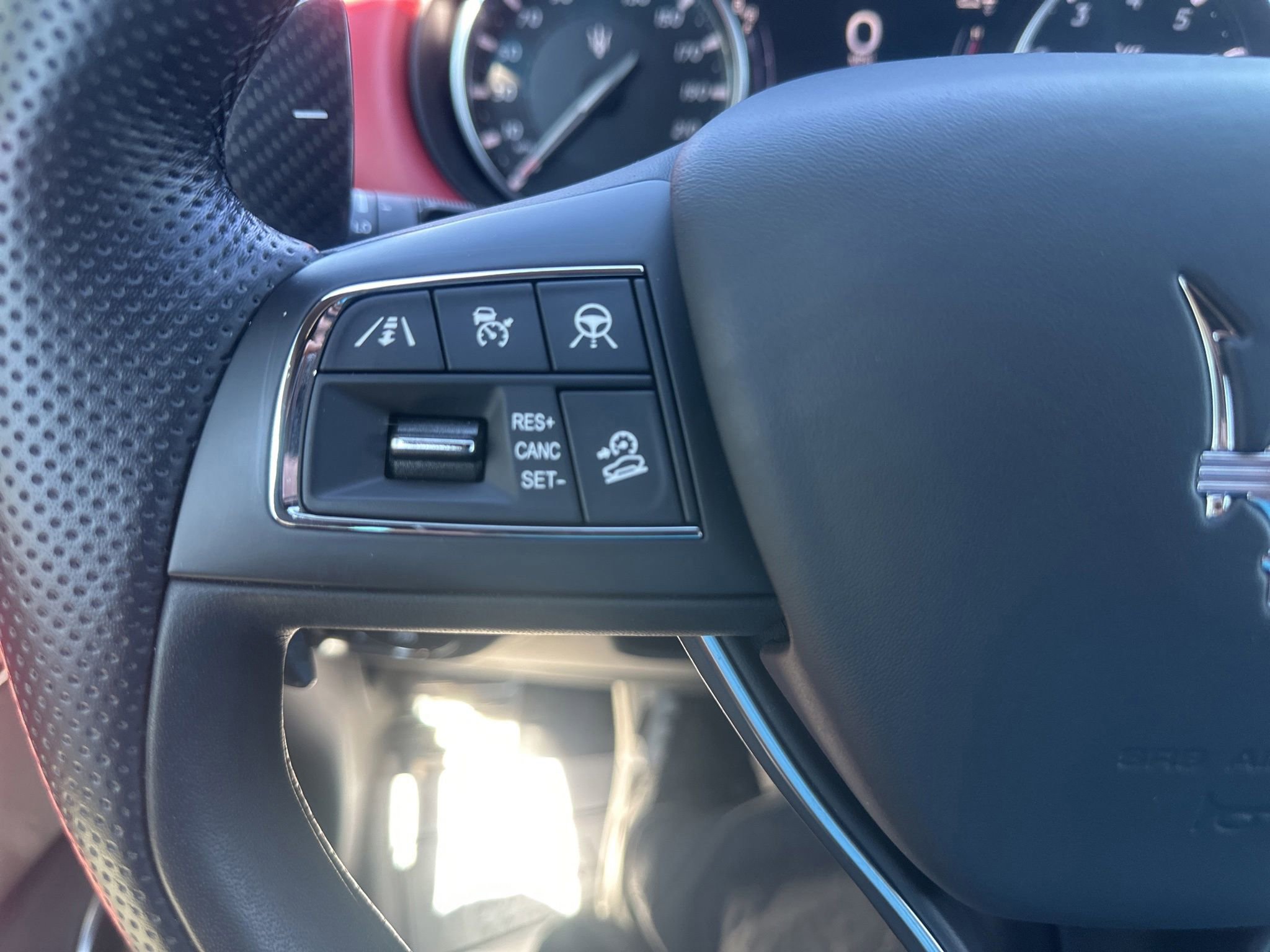 Used 2023 Maserati Levante Modena S AWD/4WD image 18