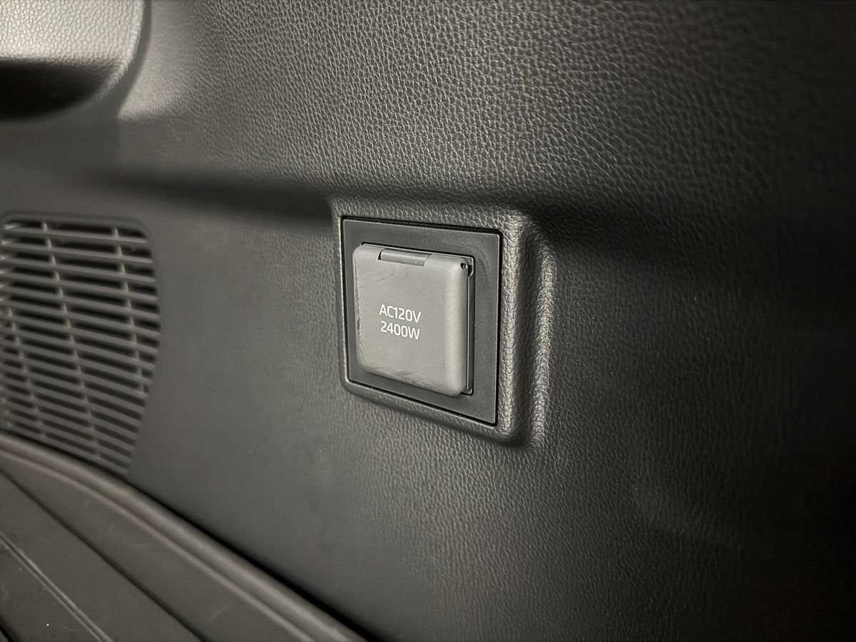 Used 2025 Toyota Land Cruiser 1958 image 31