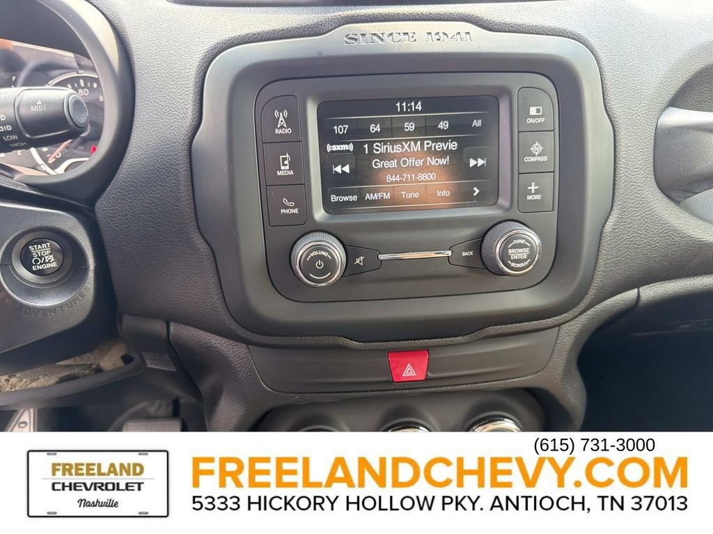 Used 2016 Jeep Renegade Latitude FWD image 29
