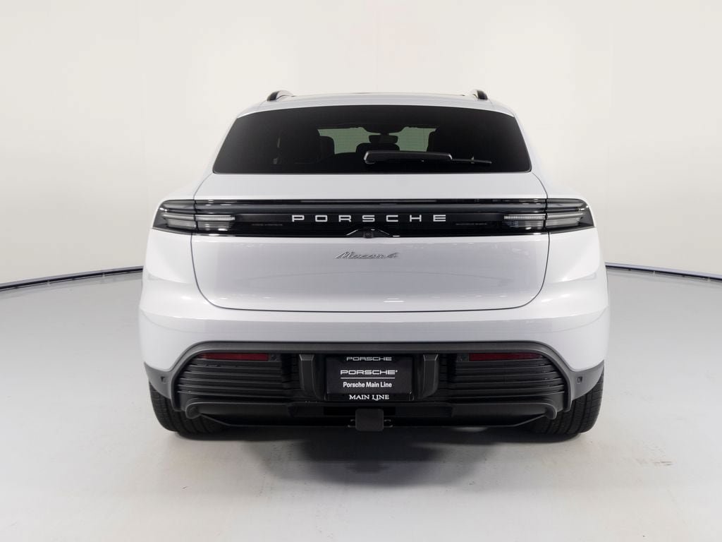 New 2026 Porsche Macan 4 Electric AWD/4WD image 10