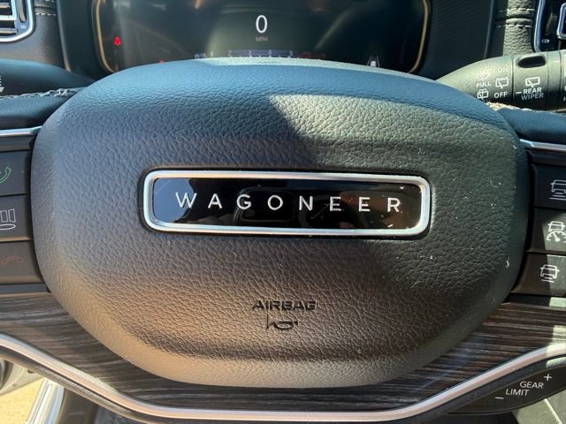 Used 2024 Jeep Wagoneer Series III w/ Premium Group I AWD/4WD image 19