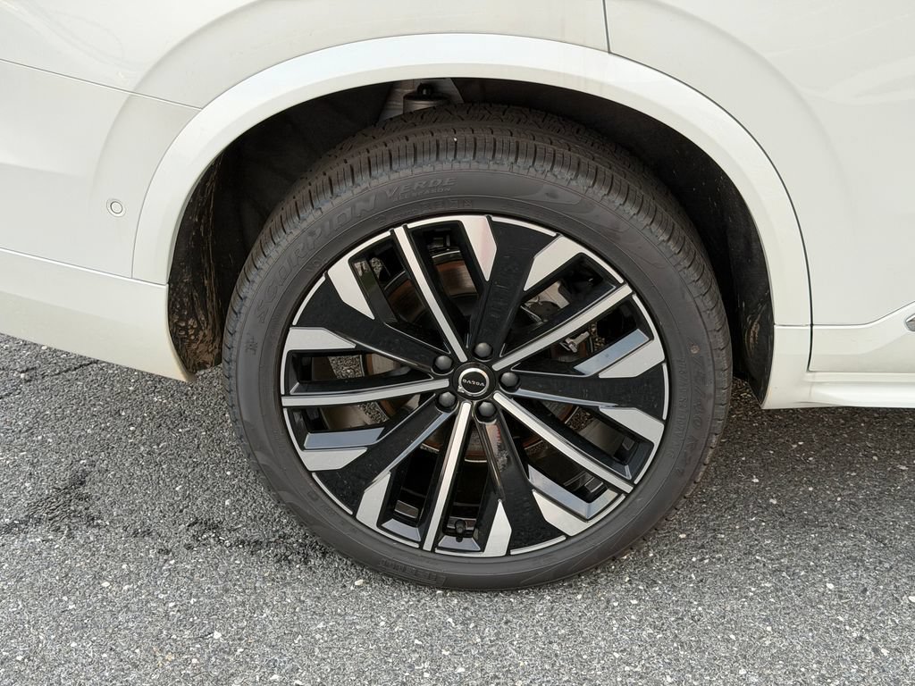 New 2026 Volvo XC90 T8 Ultra AWD/4WD image 6