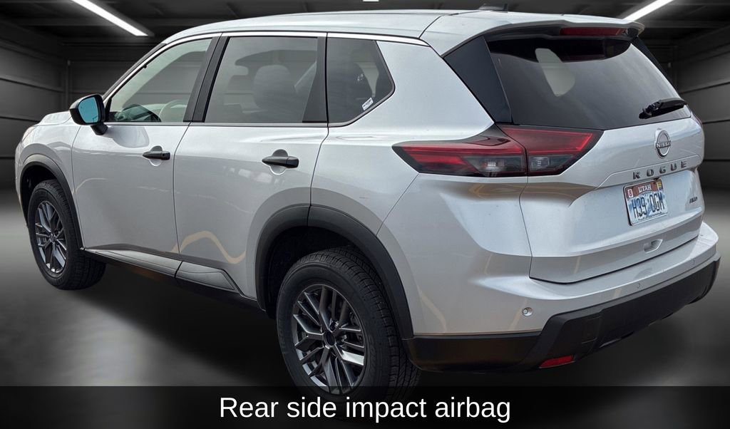Used 2024 Nissan Rogue S image 3