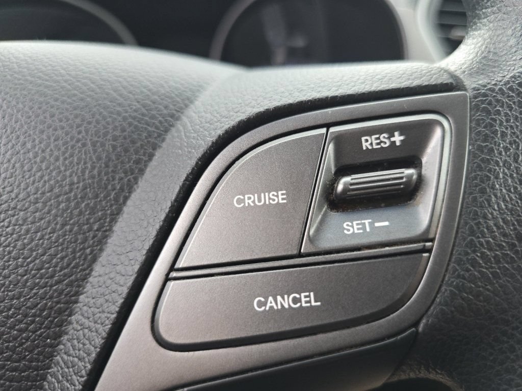 Used 2018 Hyundai Santa Fe Sport FWD image 5