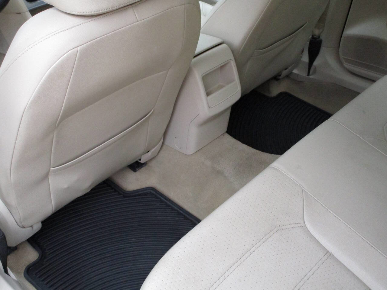 Used 2012 Volkswagen Passat 2.5 SE FWD image 12