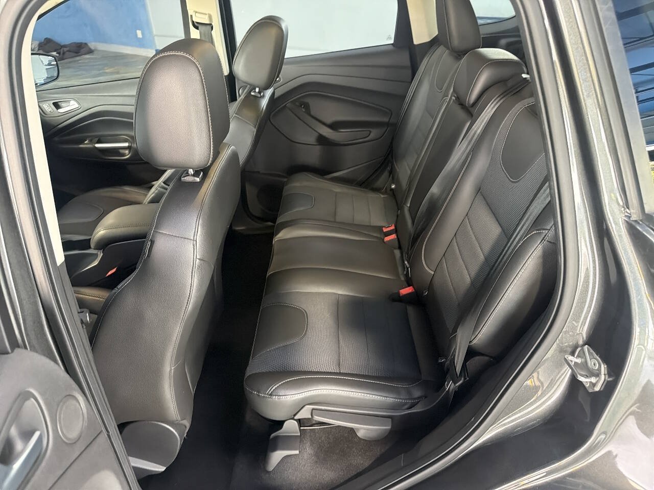 Used 2016 Ford Escape SE w/ SE Chrome Package FWD image 17