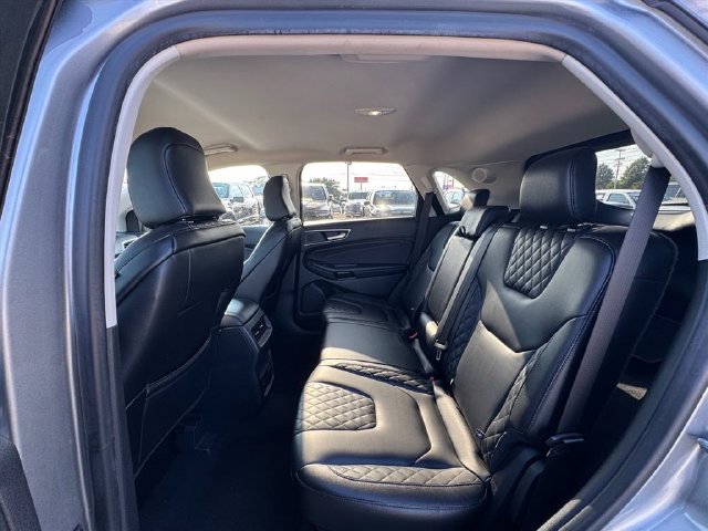 Used 2024 Ford Edge Titanium AWD/4WD image 13