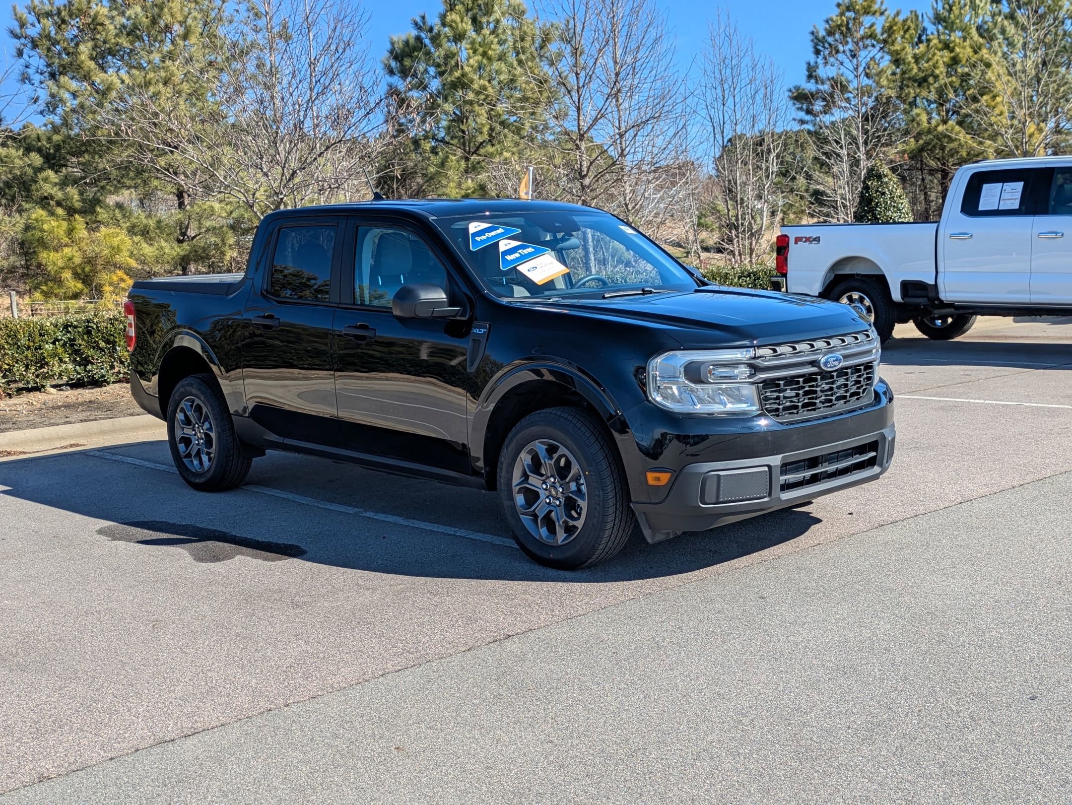 Certified 2024 Ford Maverick XLT image 1