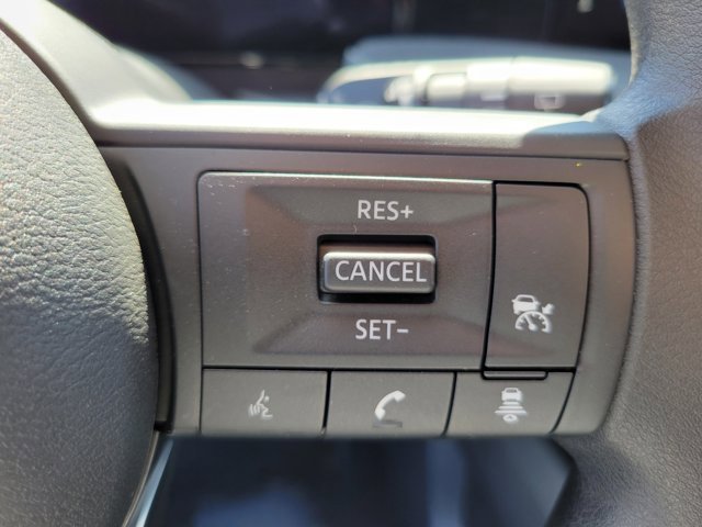 New 2025 Nissan Kicks SV image 15