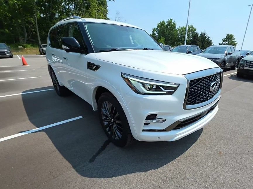 Certified 2023 INFINITI QX80 Premium Select w/ Cargo Package AWD/4WD image 3