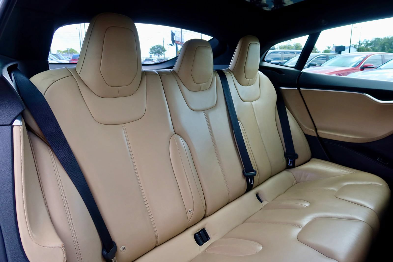 Used 2015 Tesla Model S 70D AWD/4WD image 17