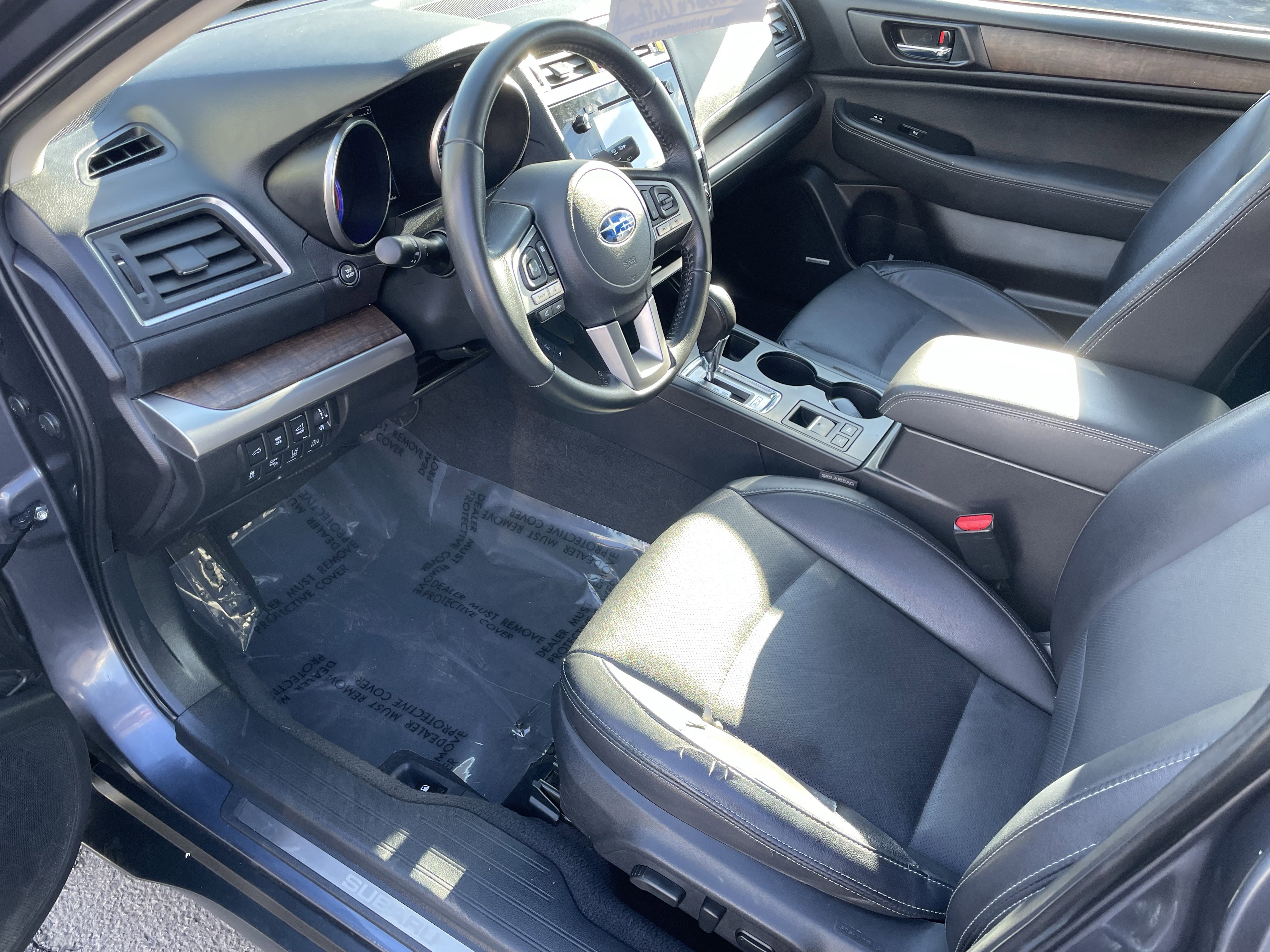 Used 2017 Subaru Outback 3.6R Limited image 12