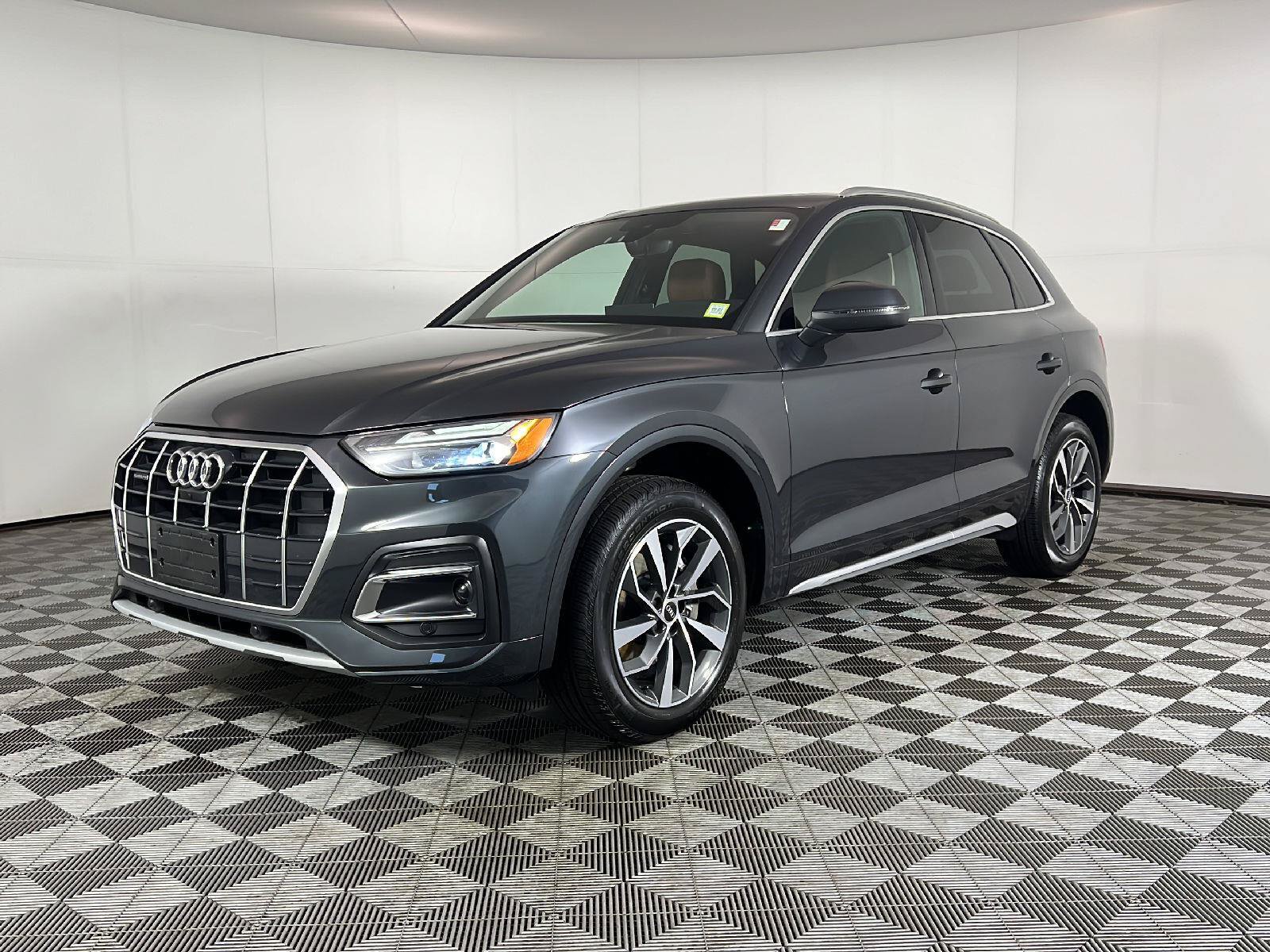 Used 2021 Audi Q5 2.0T Premium Plus AWD/4WD image 12