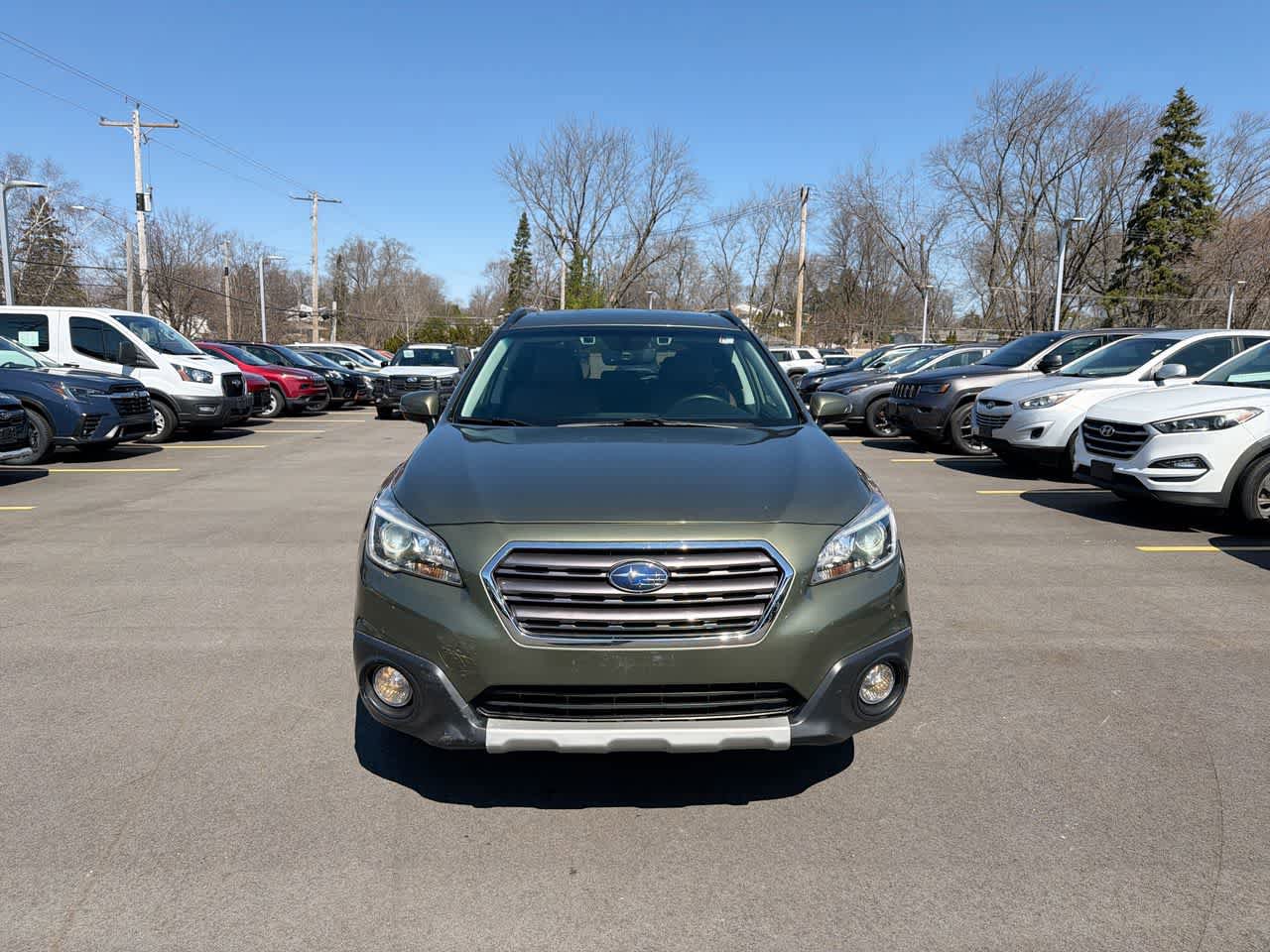 Used 2017 Subaru Outback 2.5i Touring w/ Popular Package #5A AWD/4WD image 16