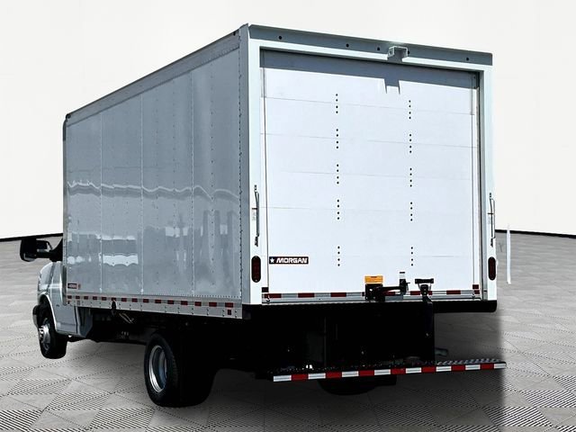 New 2025 Chevrolet Express 3500 w/ Power Convenience Package image 4