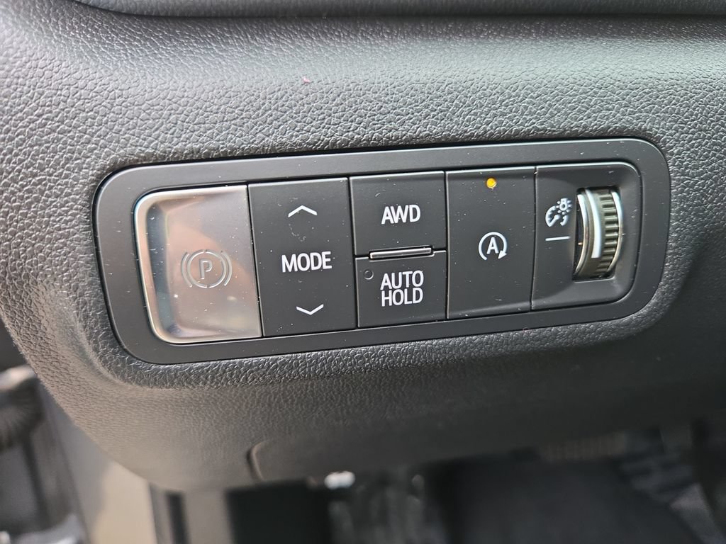 Used 2025 GMC Terrain Elevation AWD/4WD image 18