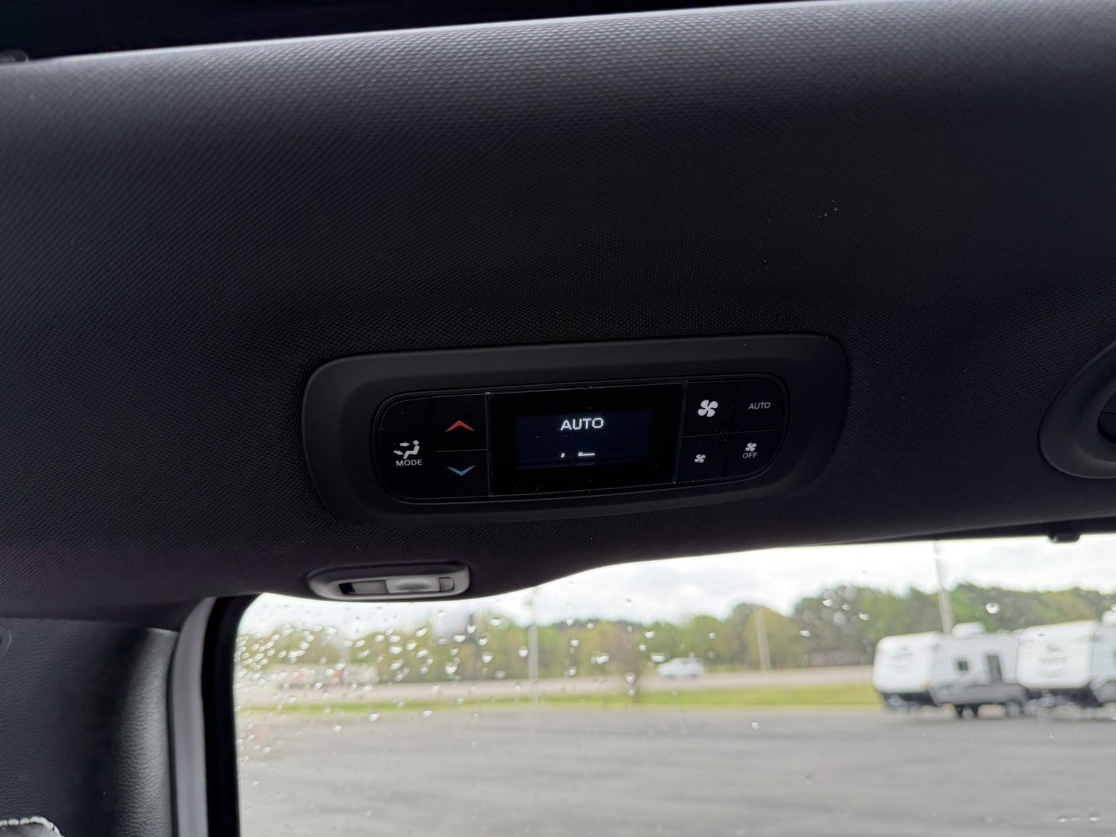 New 2026 Chrysler Pacifica Select FWD image 15