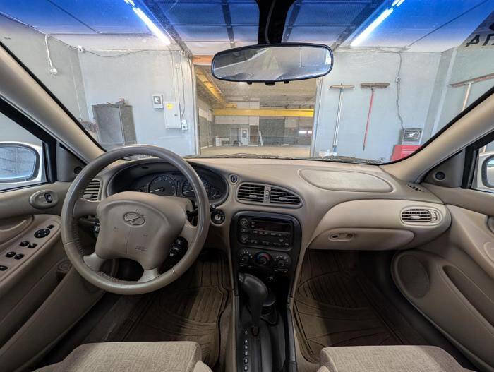 Used 2002 Oldsmobile Alero GL FWD image 31