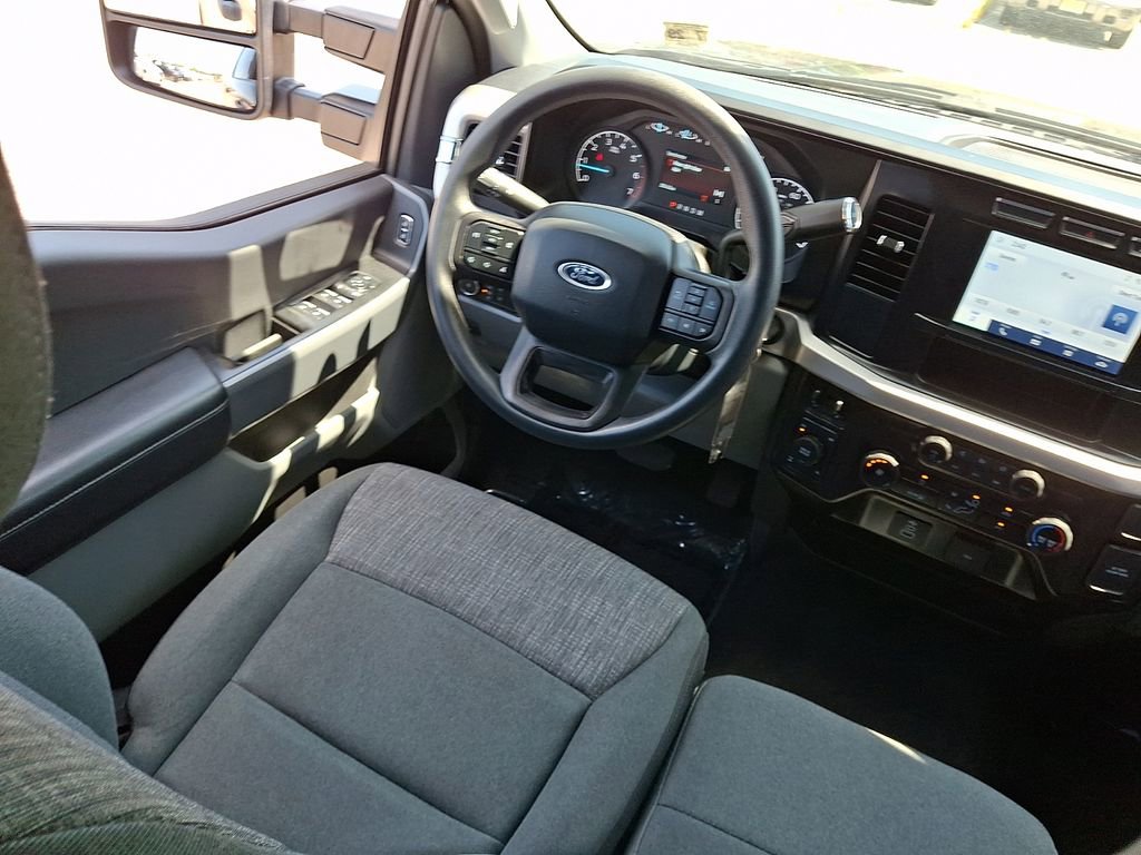 Used 2024 Ford F350 XLT w/ FX4 Off-Road Package AWD/4WD image 15
