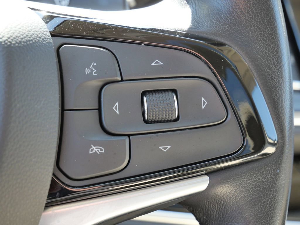 Used 2022 Buick Enclave Avenir w/ Avenir Technology Package image 44