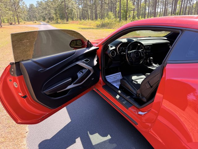 Used 2017 Chevrolet Camaro LT image 11