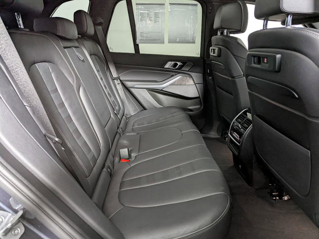 Used 2020 BMW X5 xDrive40i w/ Premium Package image 35