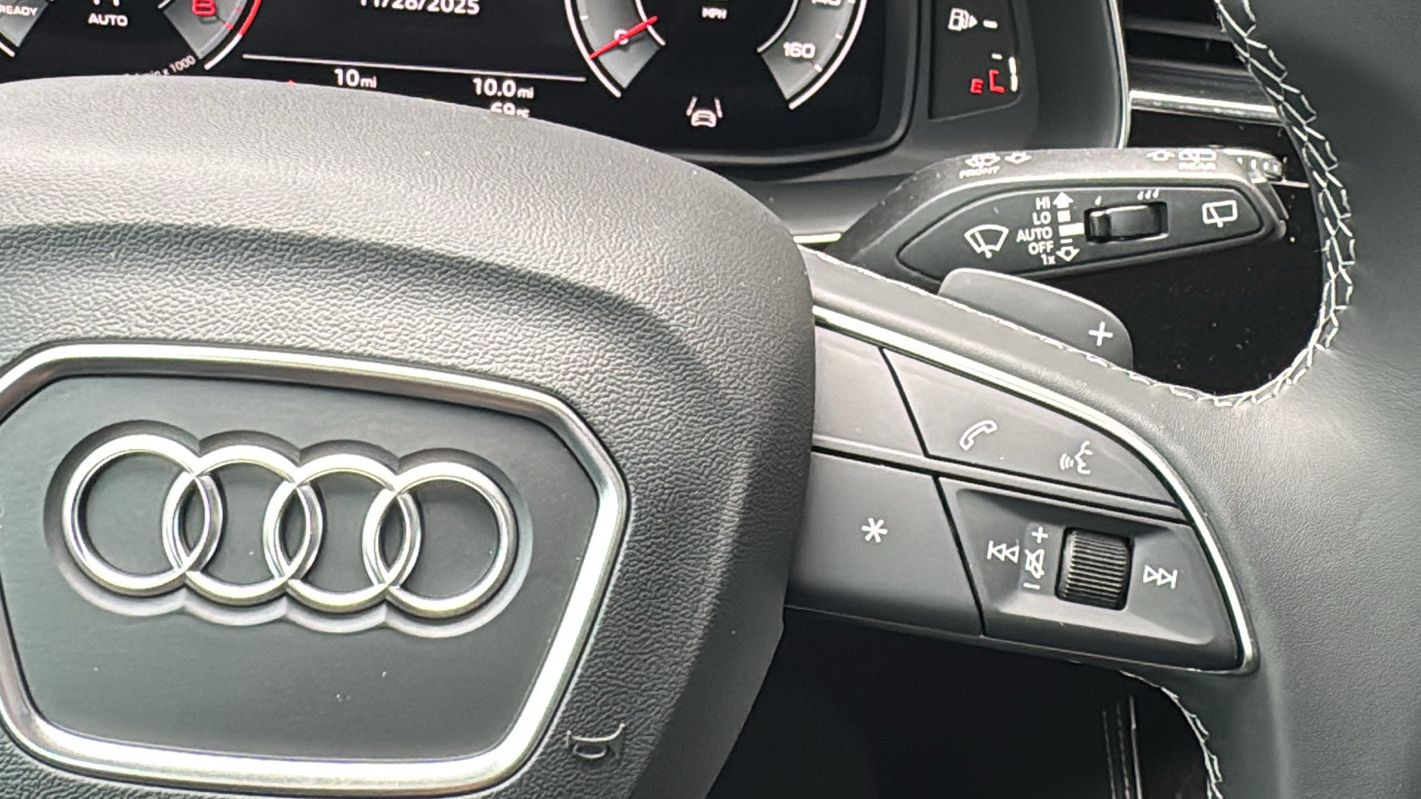 New 2026 Audi Q8 Premium Plus image 24