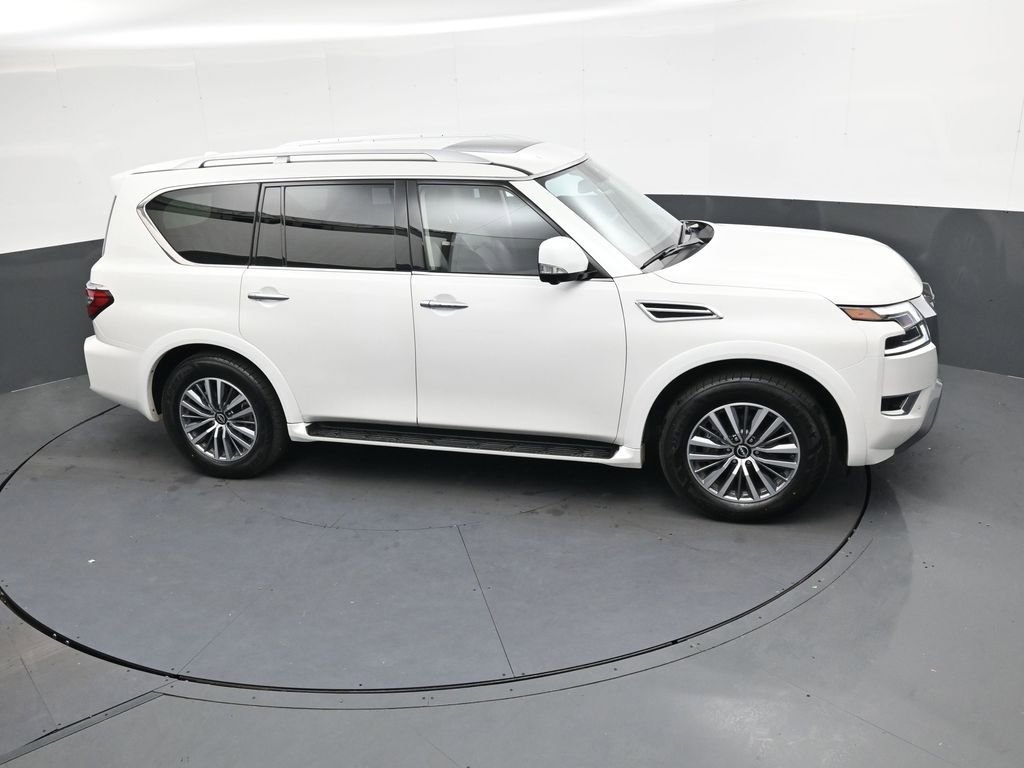 Used 2024 Nissan Armada SL w/ Captain's Chairs Package image 29