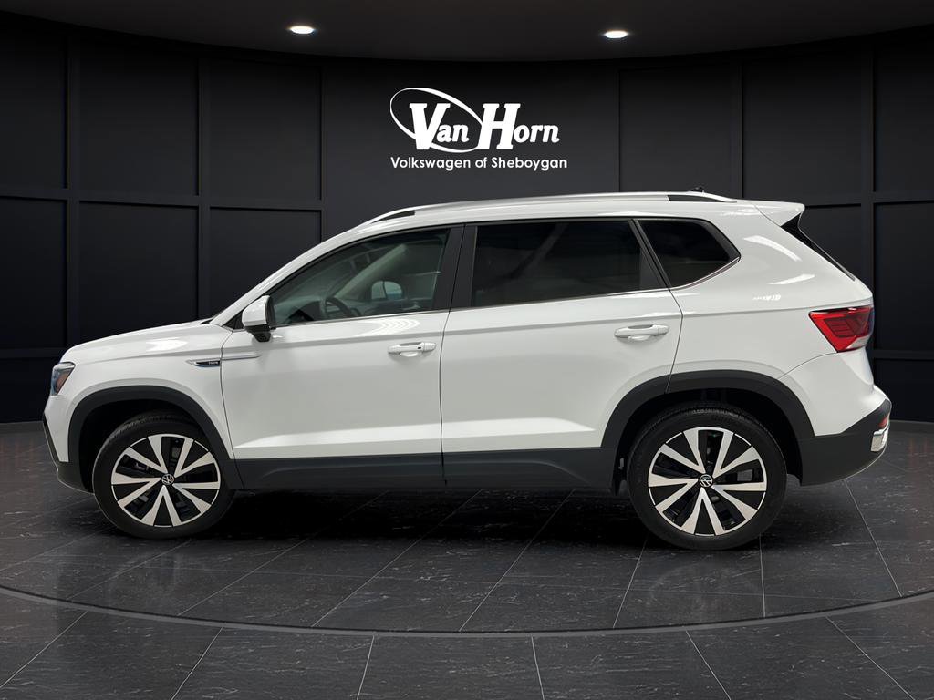 Used 2024 Volkswagen Taos SE FWD image 6