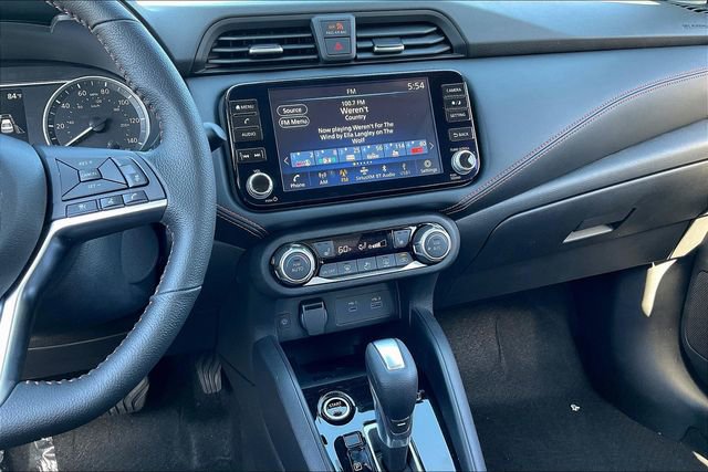 New 2025 Nissan Versa SR w/ Trunk Package image 8