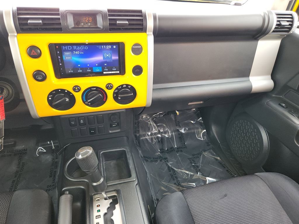 Used 2008 Toyota FJ Cruiser 2WD image 16